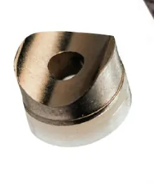 Spray nozzle for spray gun